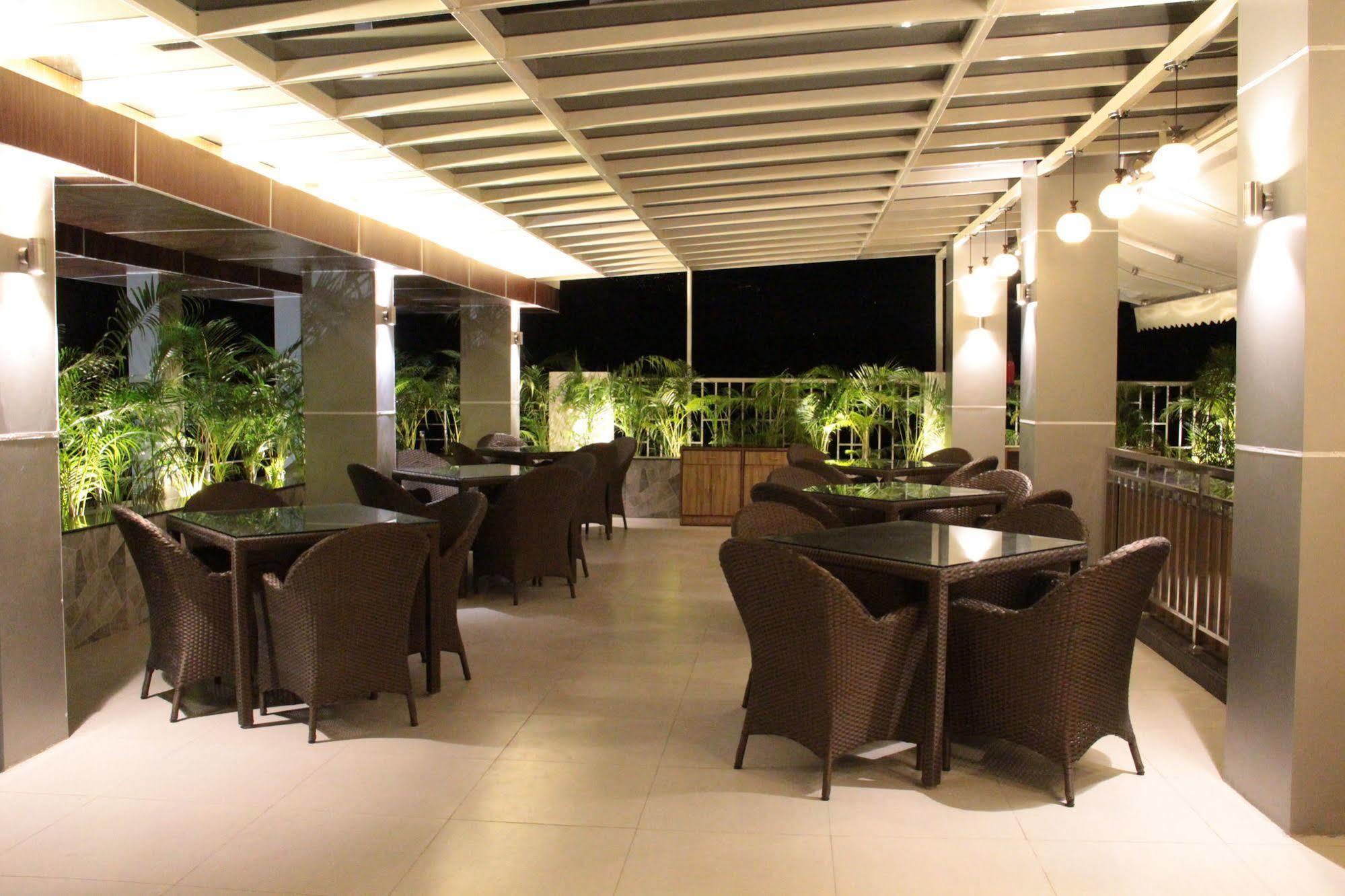 Imperial Clarks Inn Dehradun Luaran gambar